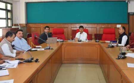 जल जीवन मिशन के तहत ज़िला जल एवं स्वच्छता मिशन के सम्बन्ध में समीक्षा बैठक आयोजित