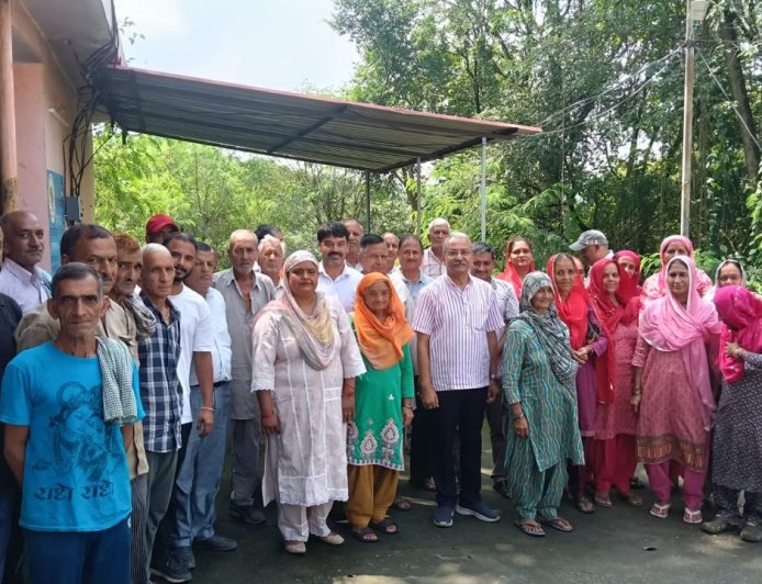 कमलाह गांव की सिंचाई योजना और क्षतिग्रस्त रास्तों की करवाई जाएगी मरम्मत : सुनील शर्मा बिट्टू