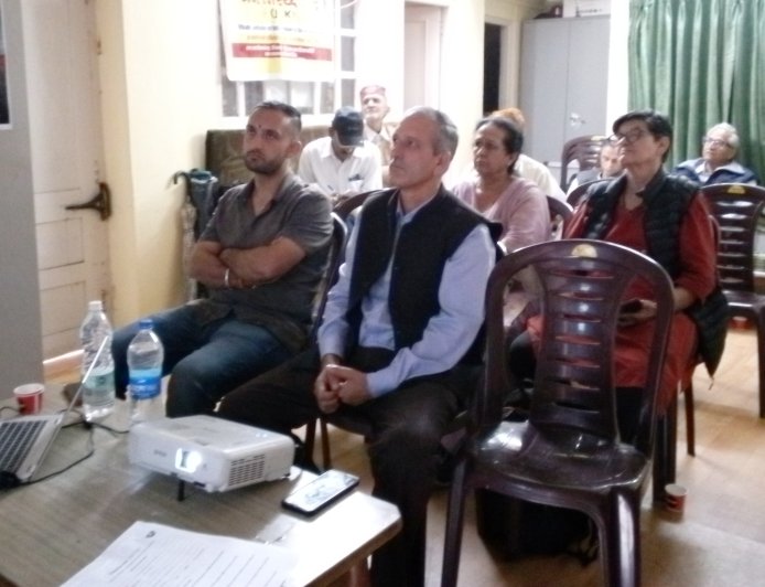 जन स्वास्थ्य केंद्र की श्रृंखला में वरिष्ठ नागरिकों के लिए  स्वास्थ्य शिविर आयोजित