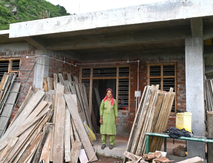 एकल नारियों के पक्के आशियाने का सपना हुआ साकार, सहारा बनी हिमाचल की “सुक्खू सरकार”*