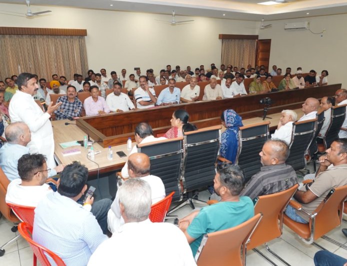रामपुर पुल से हरोली जल भवन तक विकसित होगा ‘न्यू हरोली विकास पथ’: मुकेश अग्निहोत्री