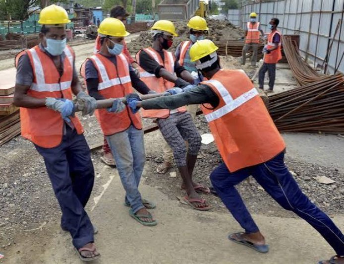 कल्याणकारी योजनाओं से किन्नौर के निर्माण श्रमिक परिवारों को मिला संबल