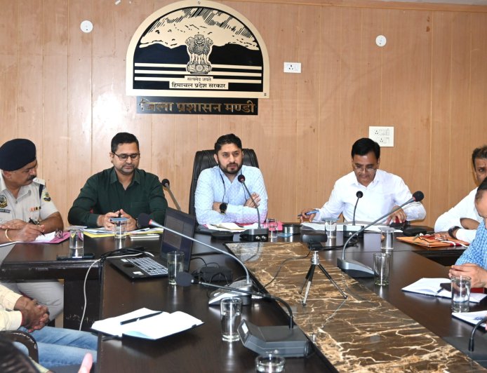 नशा मुक्त भारत अभियान को प्रभावी बनाने के लिए विभाग आपसी समन्वय से करें कार्य: अपूर्व देवगन