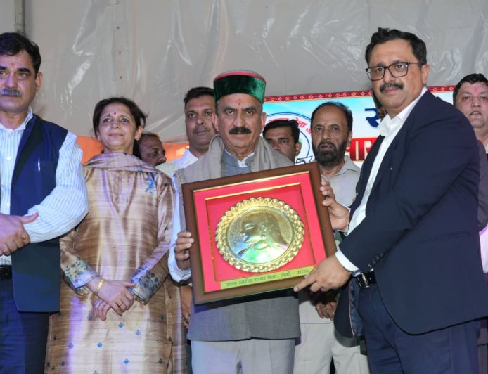 तीन माह के भीतर सीबीएसई स्कूलों में 2,000 शिक्षकों की होगी नियुक्तिः मुख्यमंत्री