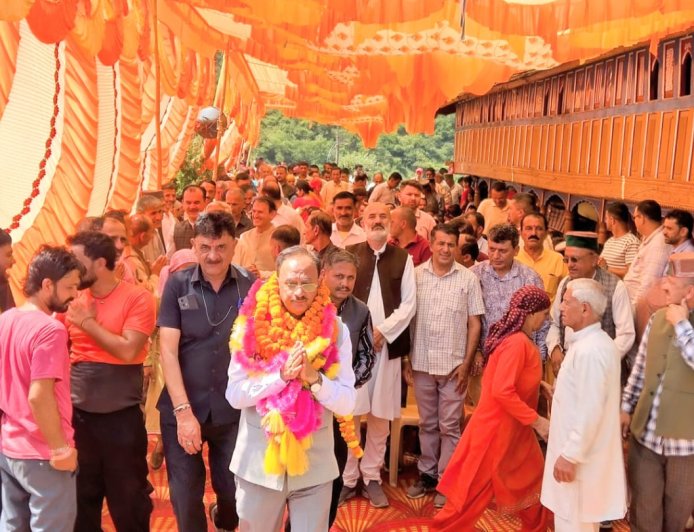 ग्रामीण क्षेत्रों तक बेहतर स्वास्थ्य सेवाएं पहुंचाना प्रदेश सरकार की प्राथमिकता- हर्षवर्धन चौहान