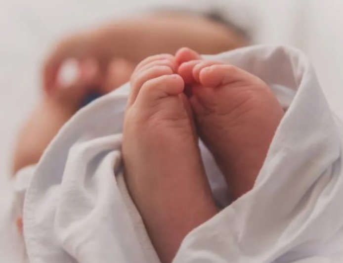 जन्म देते ही लावारिस छोड़ दिया नवजात, टांडा में उपचार के दौरान तोड़ा दम