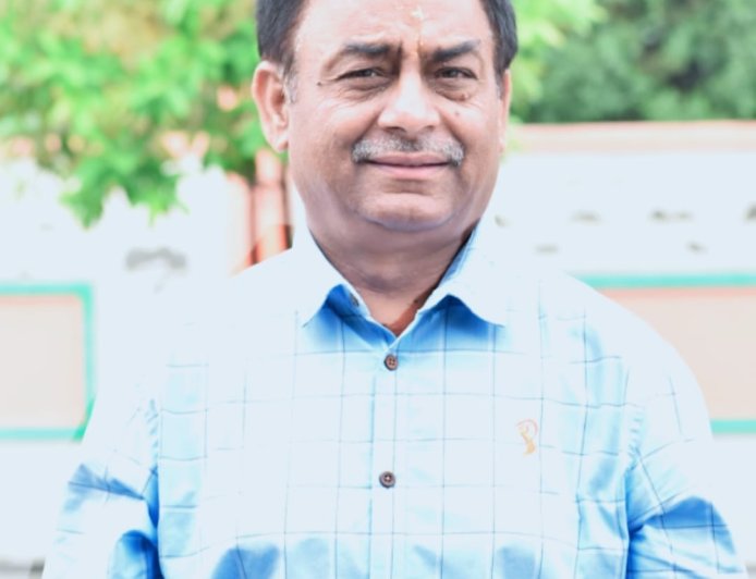 हिमाचली जनता त्रस्त  और मुख्यमंत्री सुखविंद्र सिंह सुक्खू ₹35,555 करोड़ के ऋण लेने मे मस्त : कुमार सुमीत शर्मा