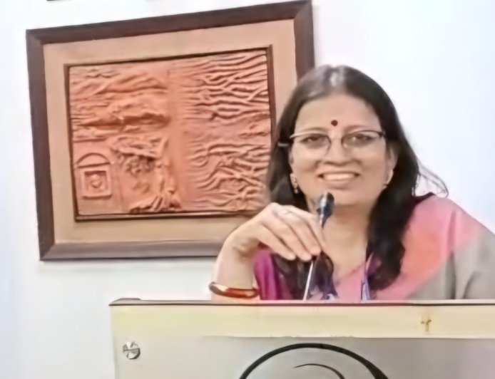 राष्ट्रीय मंच पर गूँजी सेंट ल्यूक्‍स स्कूल, सोलन की शिक्षिका की कविता