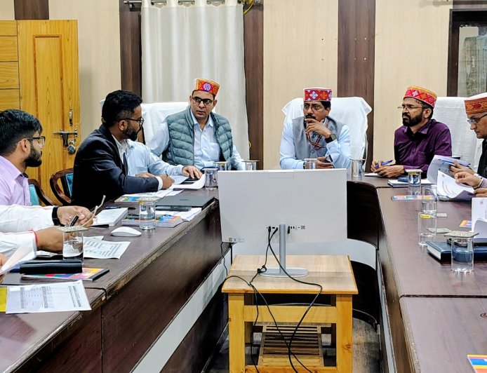 चम्बा जिला में मानसून से हुए नुकसान का आकलन करने पहुंची अंतर-मंत्रालयी केंद्रीय टीम