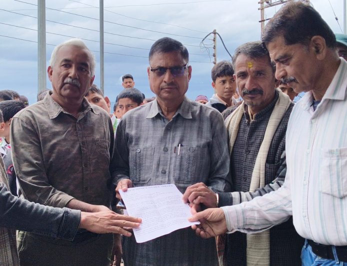 किंकरी देवी के निधन के बाद पहली बार अवैध खनन के खिलाफ संगड़ाह में सड़क पर उतरे लोग