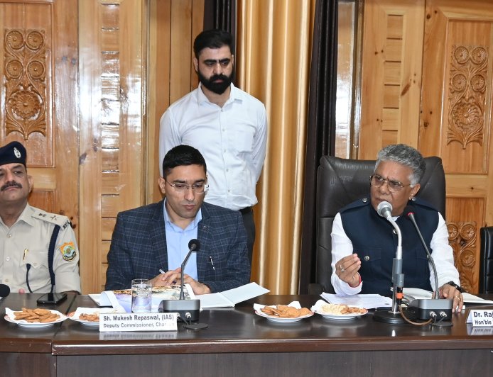 लोकसभा सांसद डॉ. राजीव भारद्वाज की अध्यक्षता में जिला विकास समन्वय एवं निगरानी समिति की बैठक आयोजित