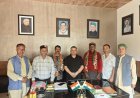भाजपा को  झटका, थौला गांव के दो परिवारों ने थामा कांग्रेस का हाथ