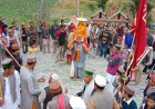 शोभायात्रा के साथ शुरू हुआ जैईश्वरी माता धरेच का आठ दिवसीय मेला