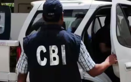 रिश्वत केस में आयकर अधिकारी के घर पर रेड, सीबीआई ने आरोपी का किराए का मकान किया सील