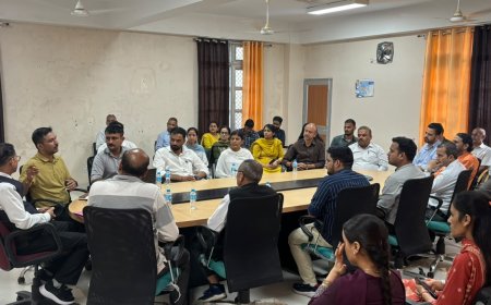 नाहन कोर्ट स्टाफ को ‘डिजिटल अरेस्ट’ और साइबर फ्रॉड से बचाव के प्रति किया जागरूक