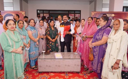 सादगी से मनाया मुकेश अग्निहोत्री ने जन्मदिन, देशभर से मिलीं शुभकामनाएं