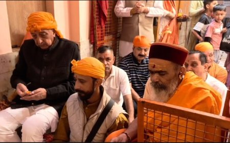 सदियों पुरानी परंपरा आज भी कायम, ऐतिहासिक कालीस्थान मंदिर में राजपरिवार ने किया खड्ग पूजन