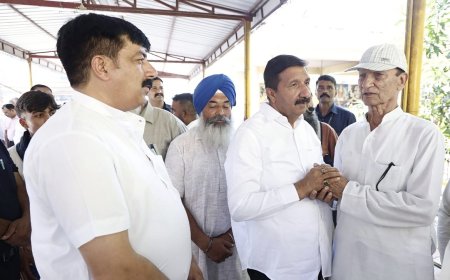 उप मुख्यमंत्री मुकेश अग्निहोत्री ने ओएसडी विक्रांत सिंह ठाकुर की माता के निधन पर शोक व्यक्त किया