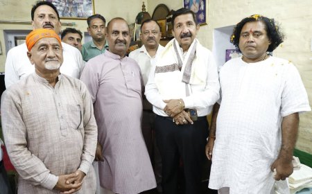बाबा सोमनाथ जी की पुण्यतिथि पर मुकेश अग्निहोत्री ने अर्पित की श्रद्धांजलि, हरोली में स्वर्गधाम निर्माण के लिए 25 लाख देने की घोषणा