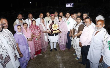 सलोह-घालूवाल दंगल में पहुंचे उप मुख्यमंत्री मुकेश अग्निहोत्री, विजेता पहलवानों को किया सम्मानित
