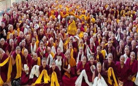 दलाईलामा ने गेेशेमा दीक्षांत समारोह में लिया भाग, भिक्षुणियों को दिया आशीर्वाद
