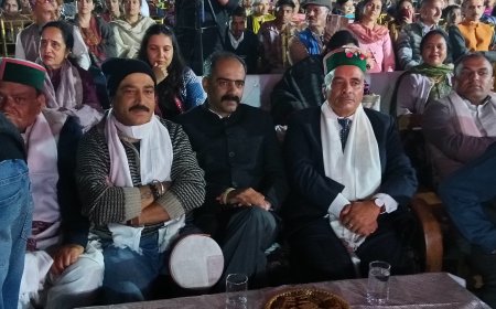 फेसबुक पर बयान देने से नहीं, दृढ़ इच्छाशक्ति से होता है विकास - अनिरुद्ध सिंह