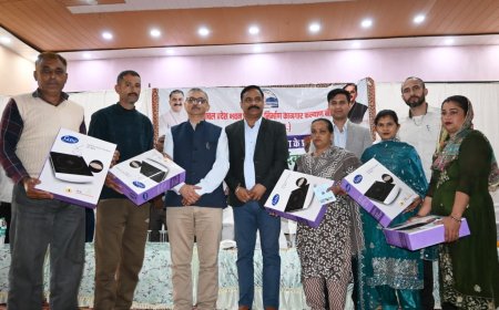नाहन के SFDA हॉल में निर्माण श्रमिकों के लिए विशाल जागरूकता शिविर का आयोजन