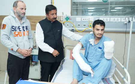 मुसीबत में घिरे परिवार के लिए मददगार बने मुकेश अग्निहोत्री, विवेक का हाल जानने पहुंचे एम्स बिलासपुर