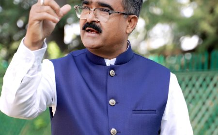कांग्रेस नेताओं की बेलगाम जुबान, बीमारी पर मजाक और प्रधानमंत्री पर अभद्र टिप्पणी, यही हैं कांग्रेस के संस्कार : बिक्रम ठाकुर
