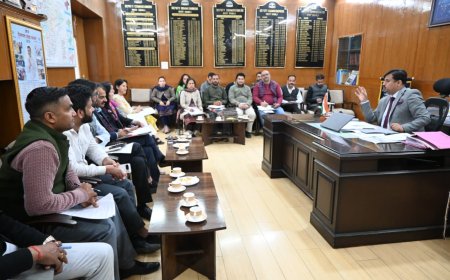 पात्र परिवारों को लाभान्वित करने के लिए शेष लक्ष्यों को शीघ्र पूरा करें:  अनुपम कश्यप