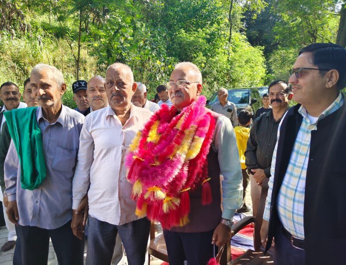 सस्त्र, किरवीं, दरोड़, रियाला और बुरनाड़ की सड़कों को जल्द मिलेगा बजट : सुनील शर्मा बिट्टू