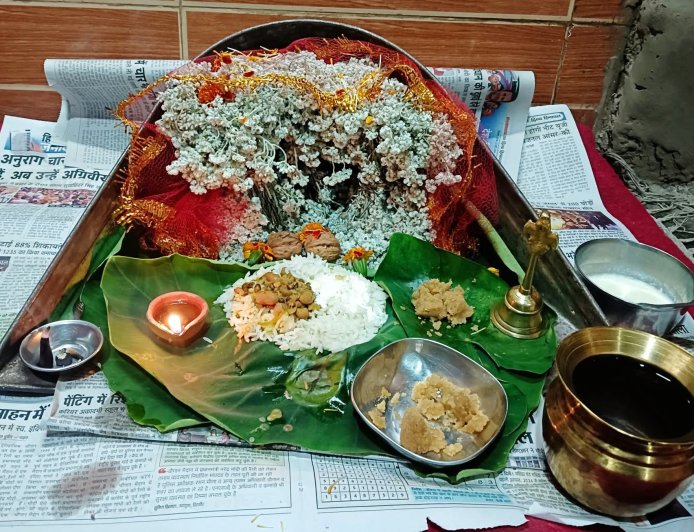 क्योंथल क्षेत्र में धराड़ी पूजन के साथ पारंपरिक ढंग से मनाया आठयो पर्व