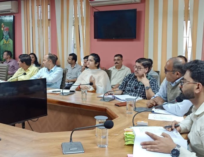स्थानीय निधि लेखा समिति की बैठक के लिए विस्तृत रिपोर्ट तैयार रखें सभी अधिकारी : गंधर्वा राठौड़